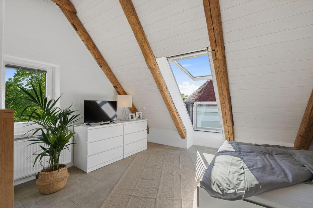 Second Home - Ferienwohnungen Fischbach Фридрихсхафен Экстерьер фото